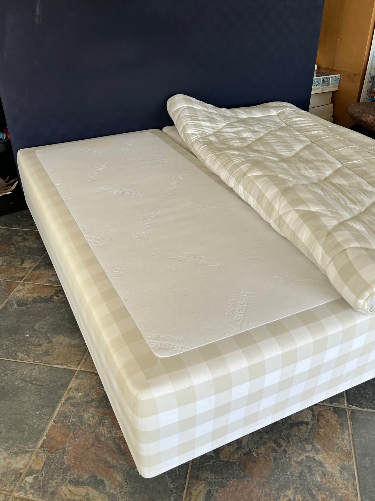 Hästens Superia 180x200 (medium)i fin stand