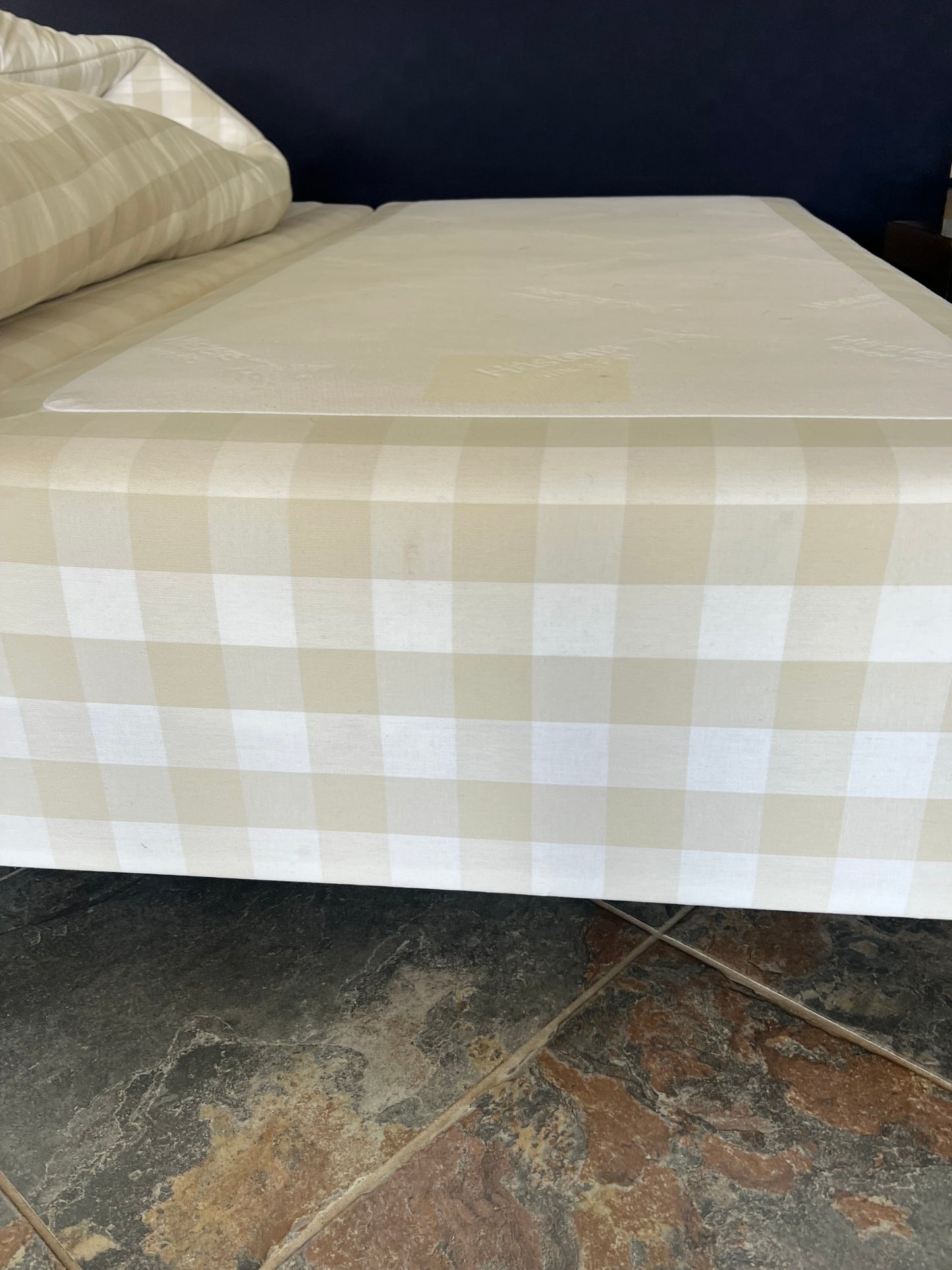 Hästens Superia 180x200 (medium)i fin stand