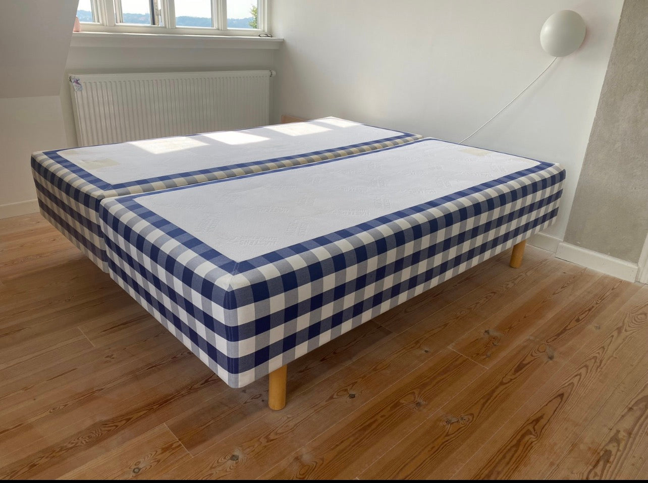 Hästens Excel medium og fast