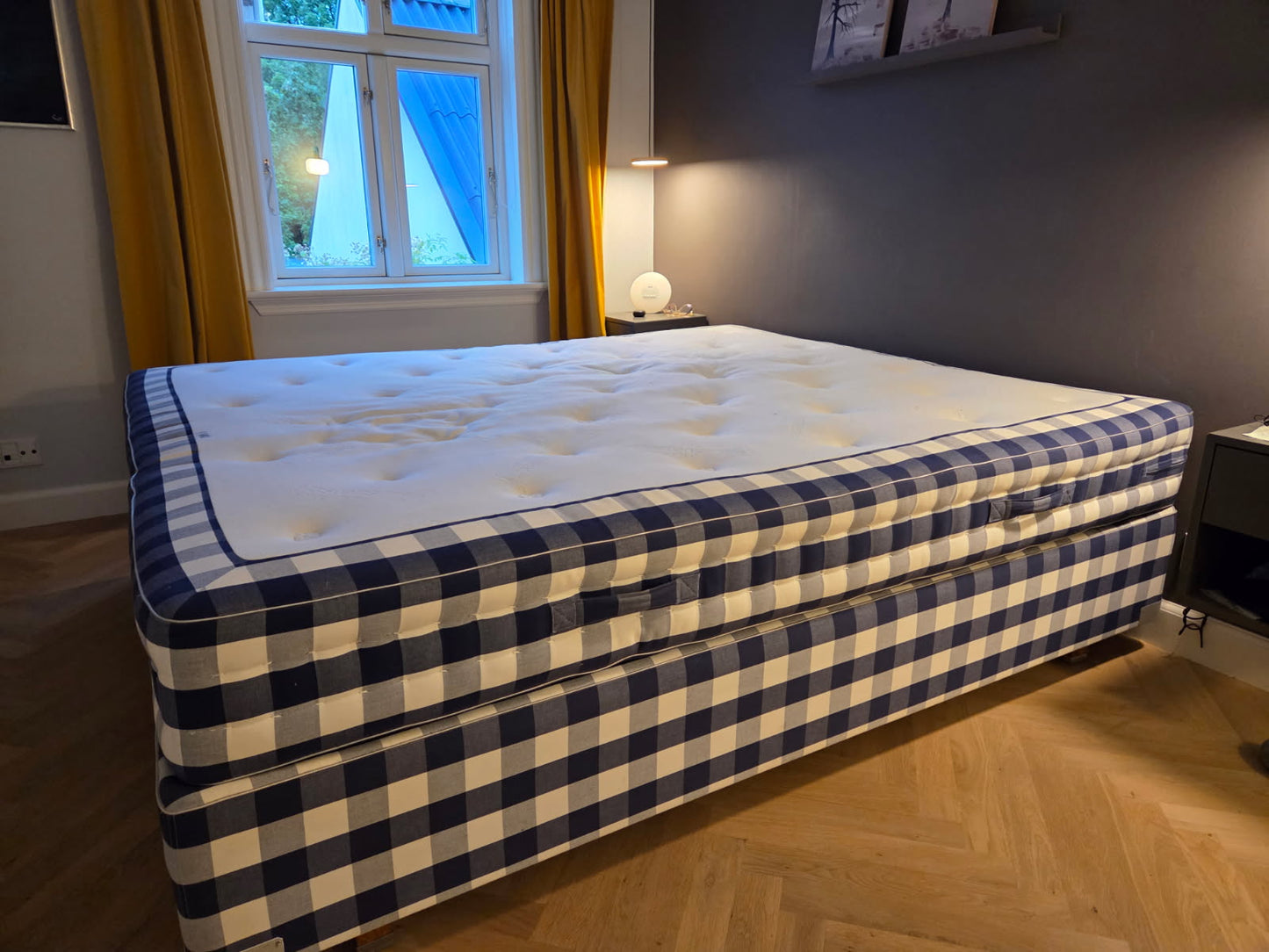 Hästens Luxuria 160x210 – Svensk luksus med BJX Luxury-topmadras